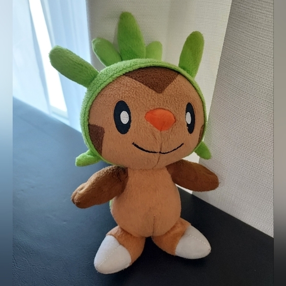 Pokémon Chespin By Tomy 9in Plush Brown/Green - Picture 1 of 4